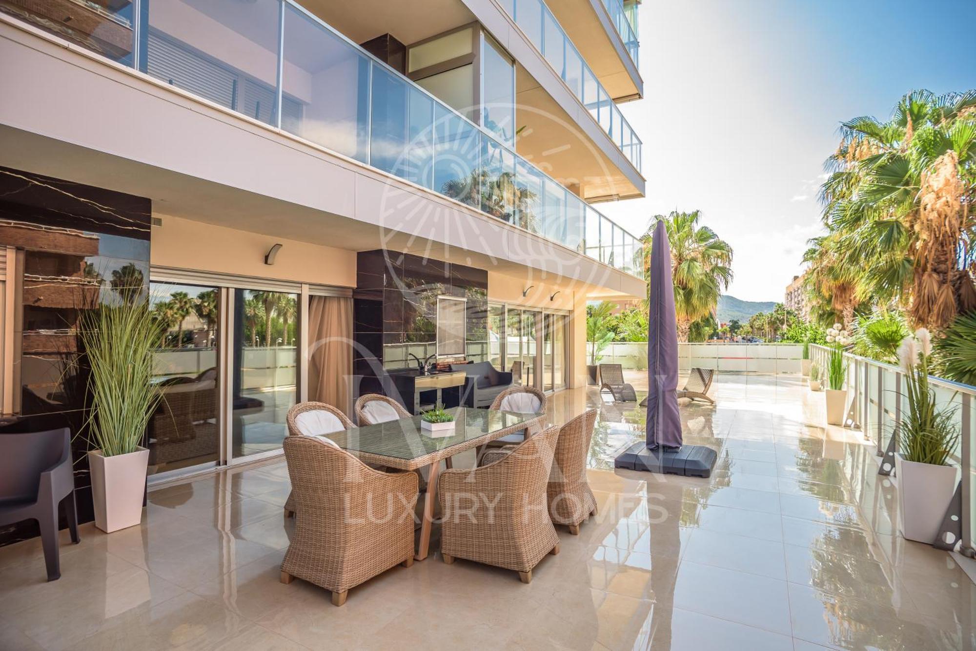 Casa Nicole - Iván Luxury Homes - SEMIFRONTAL - 10ª Planta - Sur- 1ª Linea de Playa Oropesa del Mar Exterior foto